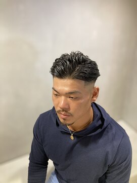 エイト コーナー 大宮東口店(EIGHT corner) 大人スキンフェード毛流れパーマ