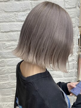 ハイトーン/シルバーベージュ