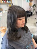 アッシュグレージュ