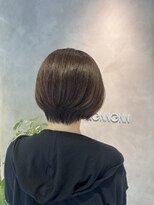 ヘネン(Hennenn)&nbsp;ショートヘアとツヤツヤブラウンカラー♪