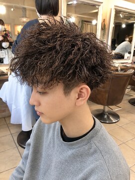 キャンバス バイ ネオリーブ 横浜西口(Canvas by neo.) 横浜★ハードのツイストパーマ