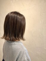 ヘアメイク フォセッタ(Fossetta) シルバーグレージュロブ