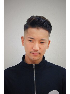 メンズアンダーバーホワイト 南海難波店(Men's _WHITE) ショート_刈り上げ_ツーブロック_フェード_ブリーチ