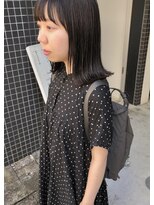ツイギー 伊賀上ビル店(TWiGGY)&nbsp;切りっぱなしロブ。髪質改善のボリュームダウン。