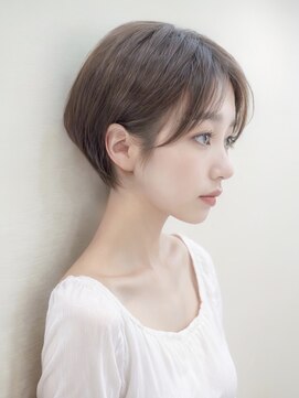 ドアーズ(Door's) 30代40代ショート白髪染めグレイカラーボブ艶栄名駅伏見丸の内