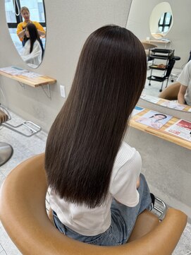シカ 神戸三宮元町店(Cica) 髪質改善 UPTOGLOSS 三ノ宮 神戸美容室 ストレート 艶髪 元町