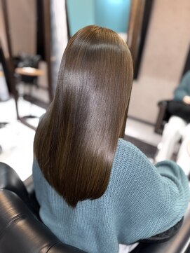 ルアナ トウキョウ(Luana TOKYO) [町田/髪質改善/縮毛矯正/白髪染め/白髪ぼかし/脱白髪染め]