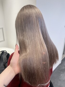 ラック 津田沼(LUCK) ミルクティーベージュ/津田沼/韓国/ケアブリーチ/似合わせカット