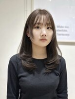 ビーハイブ 仙台駅前店(Behive)&nbsp;ミディアムレイヤー×ブラウンベージュ　顔まわりレイヤー