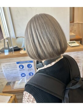 シールドヘアー 沖縄 新都心(C'LD Hair) 那覇美容室/おもろまち美容室/ボブ/ブリーチ/ミルクティー