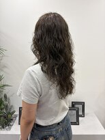 カミトトノウ&nbsp;レイヤーパーマロングヘア