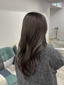 キャパ セントラル 天神 大名店(CAPA central) グレージュ ハイトーン ブリーチカラー 髪質改善 10代 20代