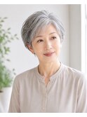 【50代60代人気】上品グレイヘアショートレイヤー