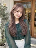 ラナ(LaNA)&nbsp;柔らかブラウンと重なる毛先のロングレイヤー