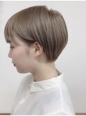 カーキグレージュ×マッシュショート☆