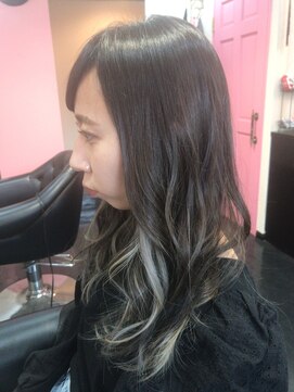アイリーヘアーサロン(IRie) ☆インナーカラー☆ミルクティシルバーロングスタイル