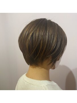 ルシア(LUCIA) さらりとまとまる大人ヘアー