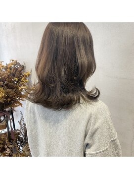 ミント(mint) 【 赤みを消したオリーブベージュ◎ 】