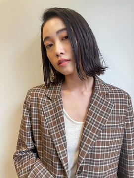 イオエ(ioe) イメチェン/外ハネボブ/ワイドバング/ブルーブラック/美髪