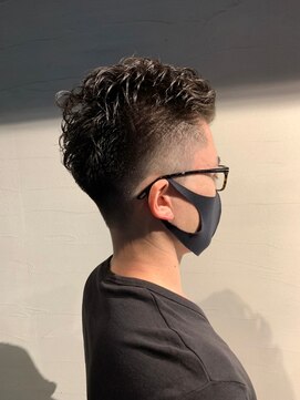 ロダット 横浜(LODAT by little) サイドグラデーション×リバースパーマ【LODAT横浜】