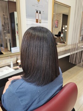 ブルーフィン シセロ(Blue Fin cicero) 髪質改善★うるツヤ髪★ストレート★耳掛け小顔★オトナ女性