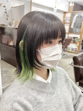 リッカ(RICCA) 【インナーカラー】イエローグリーンウルフボブ♪