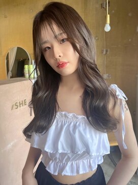 シー 岡崎(,SHE) 斜めバング/グレージュカラー/シルキーベージュ/東岡崎