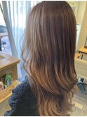 シークレットハイライトの大人かわいい、グレーベージュ