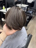 ヴィフ 大船(VIF)&nbsp;白髪ぼかし脱白髪染めショートヘアショートボブカット大船駅鎌倉