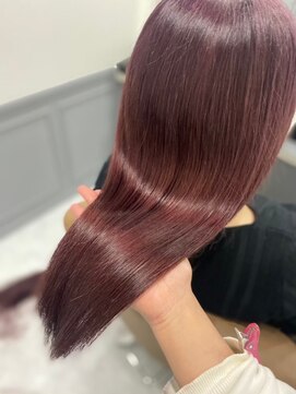 アルーシェ 新宿店(Alushe) ボルドー×髪質改善