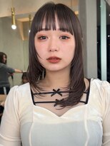 ロンドワン 三宮元町(Lond one)&nbsp;レイヤーカット/セミロング/フェザーバング/グレージュカラー