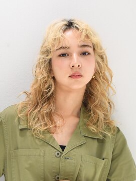 ヘアメイク アース 福島イオン通り店(HAIR & MAKE EARTH) エアリーな無造作ウェーブ
