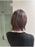 お肌の透明感UP!ボルドーカラー×大人かわいいくびれボブ