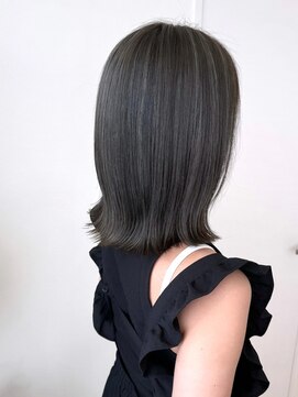 ファムバイアヴァンス(Femme by AVANCE.) グレージュ/3Dハイライト/デザイン20代30代40代【玉川沙希】