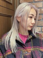 キャロルガーデンズ ボコカ 表参道(Carroll Gardens bococa)&nbsp;ホワイトカラー ブロンド ブリーチ レイヤー