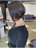 ショートボブ