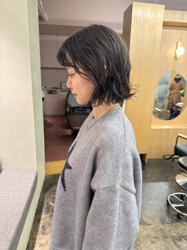 メク(meku) ボブ／ゆるクセ毛風パーマ