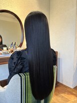 エルサフィロ キタハマ(el zafiro kitahama)&nbsp;20×30×40代×透明感×ロング×髪質改善×ブルーブラック