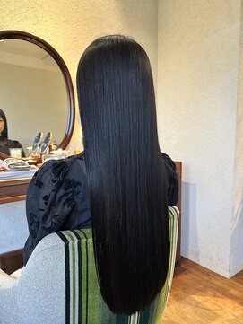 20×30×40代×透明感×ロング×髪質改善×ブルーブラック