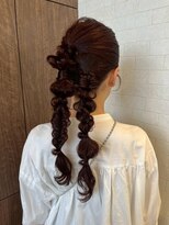 ヘアーリゾート ラウレア(Hair Resort LAULEA)&nbsp;ポコポコが可愛い*Wポニーの編み下ろしスタイル