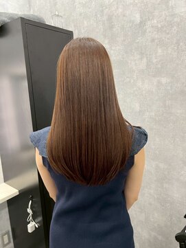 ロウ 町田(ROW) 働く大人女性の為のカット×カラー【ROW町田】