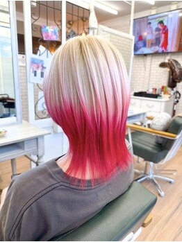 ヘアデザインカーム(hair design calm)の写真/[ｃａｌｍ]のカラーで可愛いに差をつける☆ダメージレスなハイトーンカラーもオーダー多数！