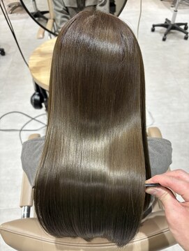 ジーナ 京都駅前(Zina) オリーブベージュ