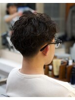 ペルズヘア(PELLS HAIR)&nbsp;ラルフカールパーマテーパーフェードパーマ大人フェザーパーマ