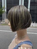 アクシス ナゴヤ(AXIS NAGOYA)&nbsp;北野ピンクベージュ/アンブレラカラー/クールショート/前髪/名駅