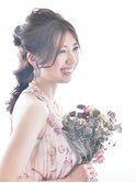 ルーズなアンティーク風ヘアーアレンジ