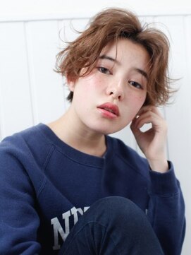 ネオリーブ クーロ(Neolive curro) 外国人風マッシュショート♪