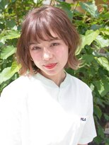 ルティア(Lutia)&nbsp;前下がりボブ　アッシュカラー　似合わせカット