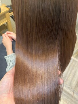 イーラ(era) 《era》ココアベージュ　フェミニンロング　ストレート　みわ