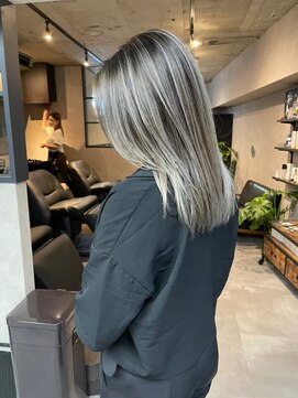 サニー 渋谷(SUNNY) バレイヤージュショコラアッシュハイライトグレージュカラー